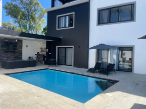 Level suites #2 platinum